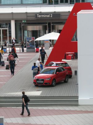 Audi Forum Mchn 05.JPG