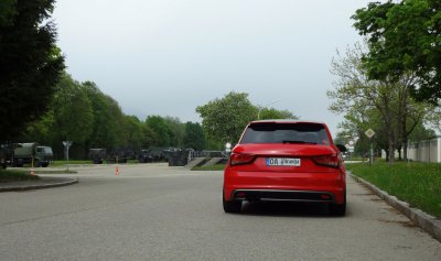 Audi A1 beim Fahrsicherheitstraining 02.jpg