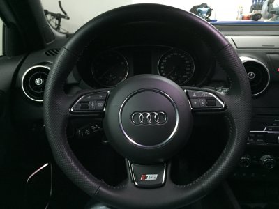 Audi A1 - Lenkrad.jpg