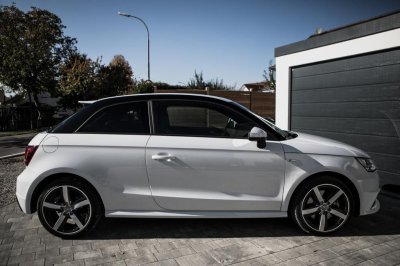 Audi_A1_weiß_c.jpg